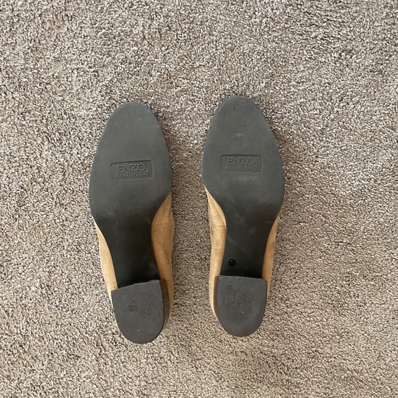Enzo Angiolini Camel Suede Loafer Sz 7.5 - Picture 5 of 5